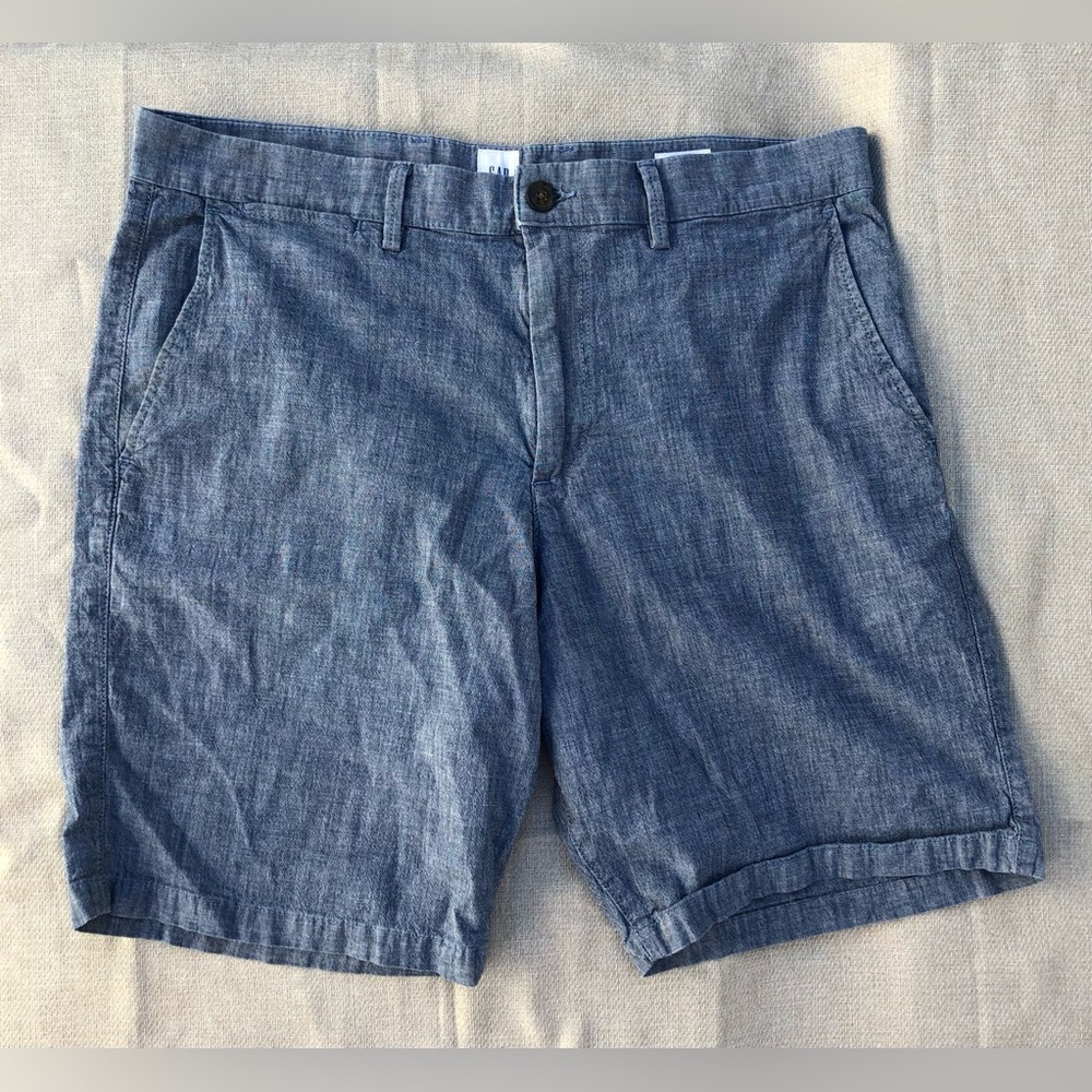 GAP Men’s Essential Khaki 10” Blue Shorts Size 34